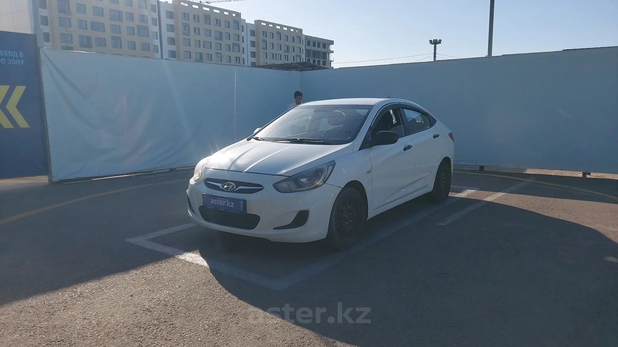 Hyundai Accent 2013