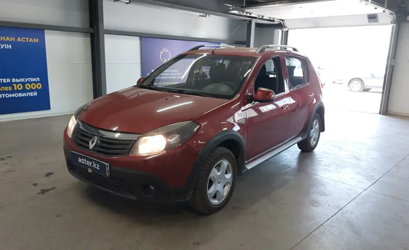 Renault Sandero 2013 года за 4 000 000 тг. в Астана