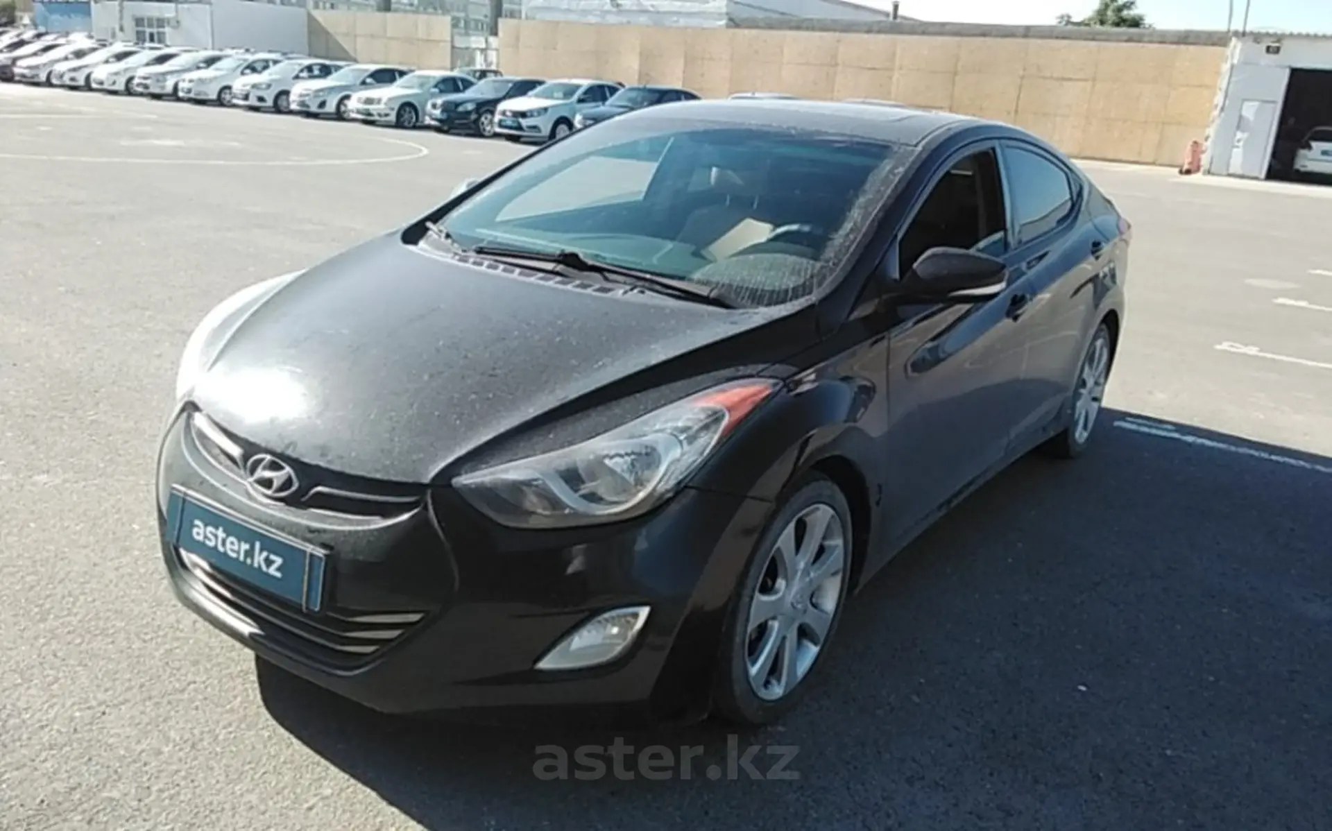 Hyundai Elantra 2012