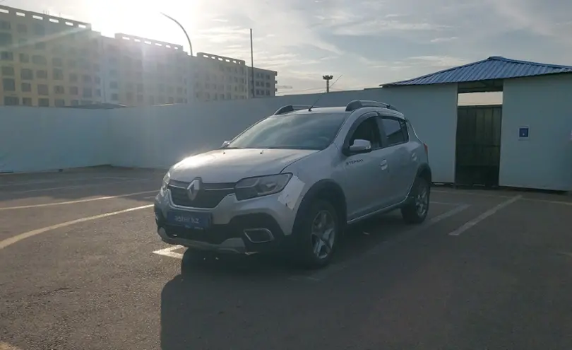 Renault Sandero 2020 года за 7 000 000 тг. в Алматы