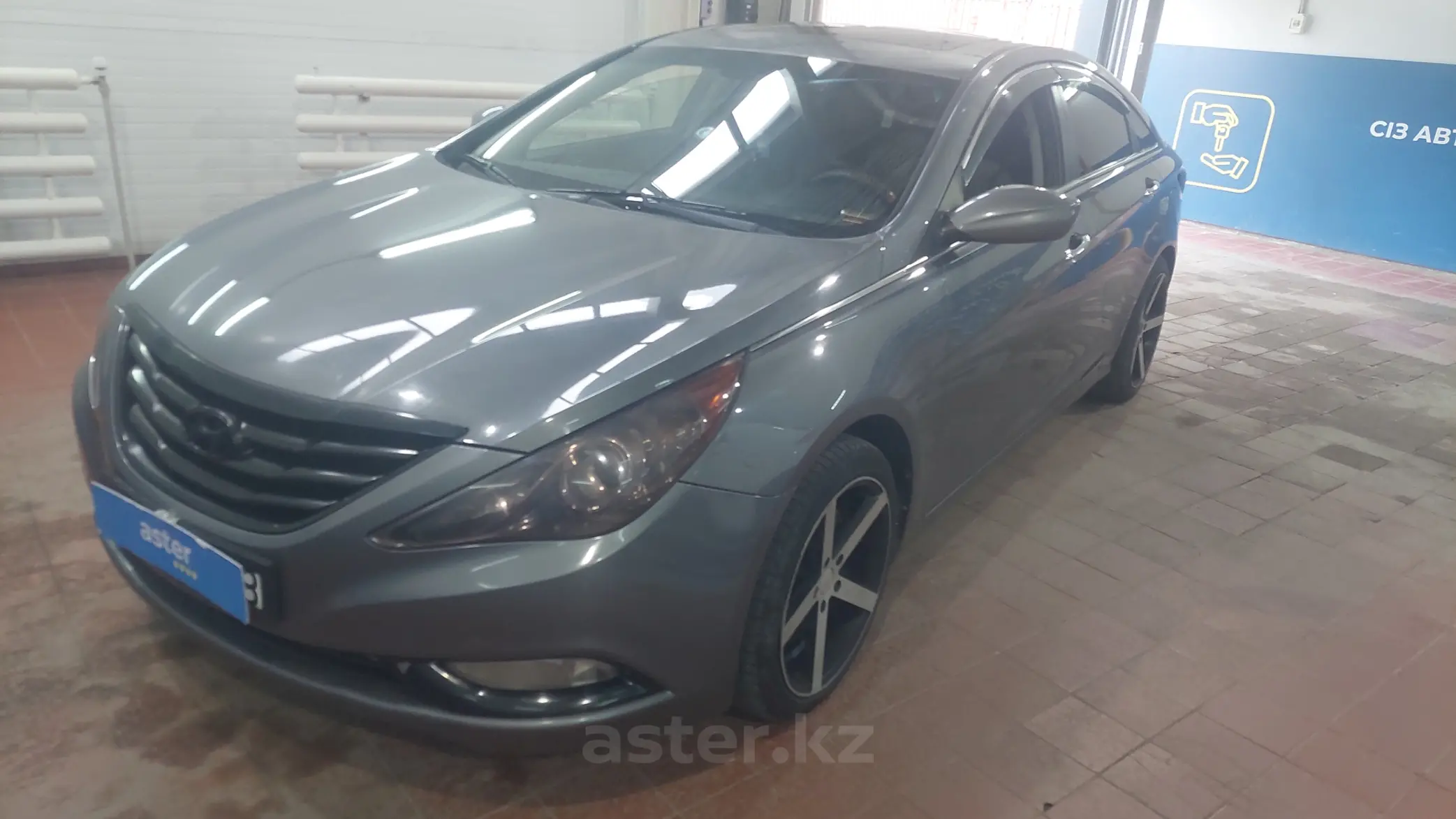 Hyundai Sonata 2011