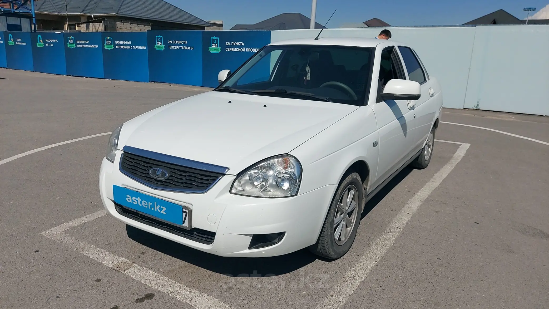 LADA (ВАЗ) Priora 2015