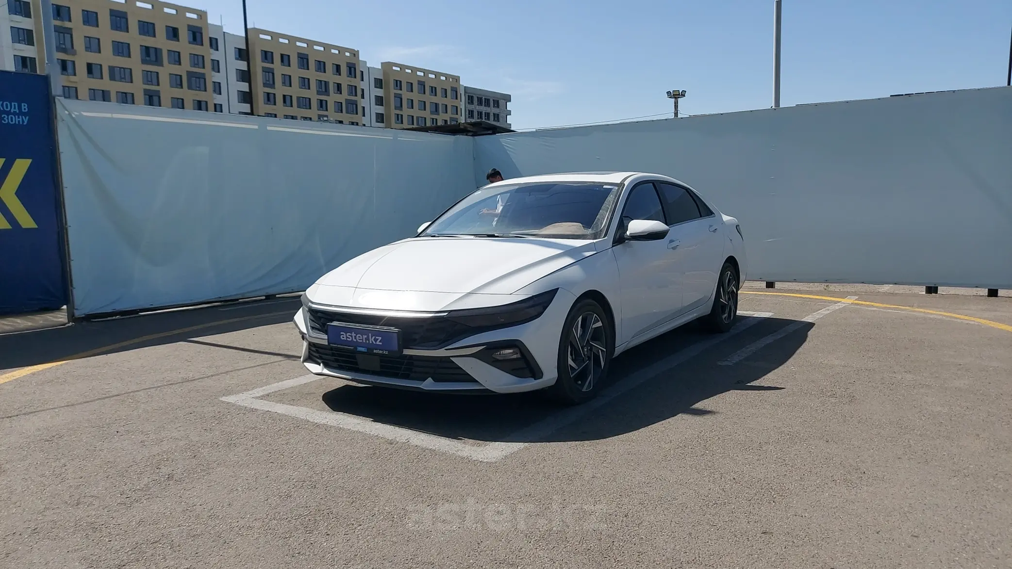 Hyundai Elantra 2023