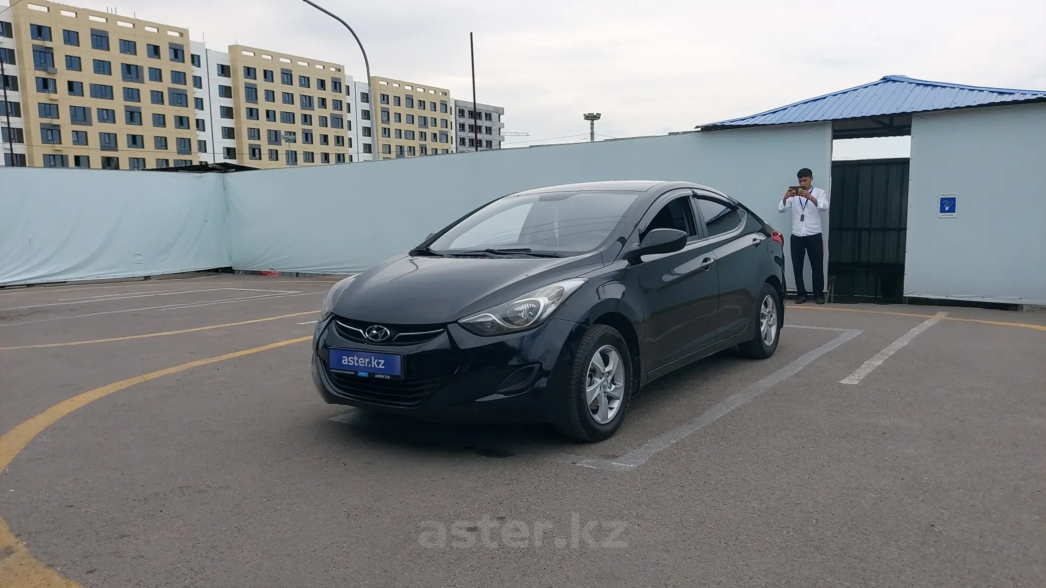 Hyundai Elantra 2013