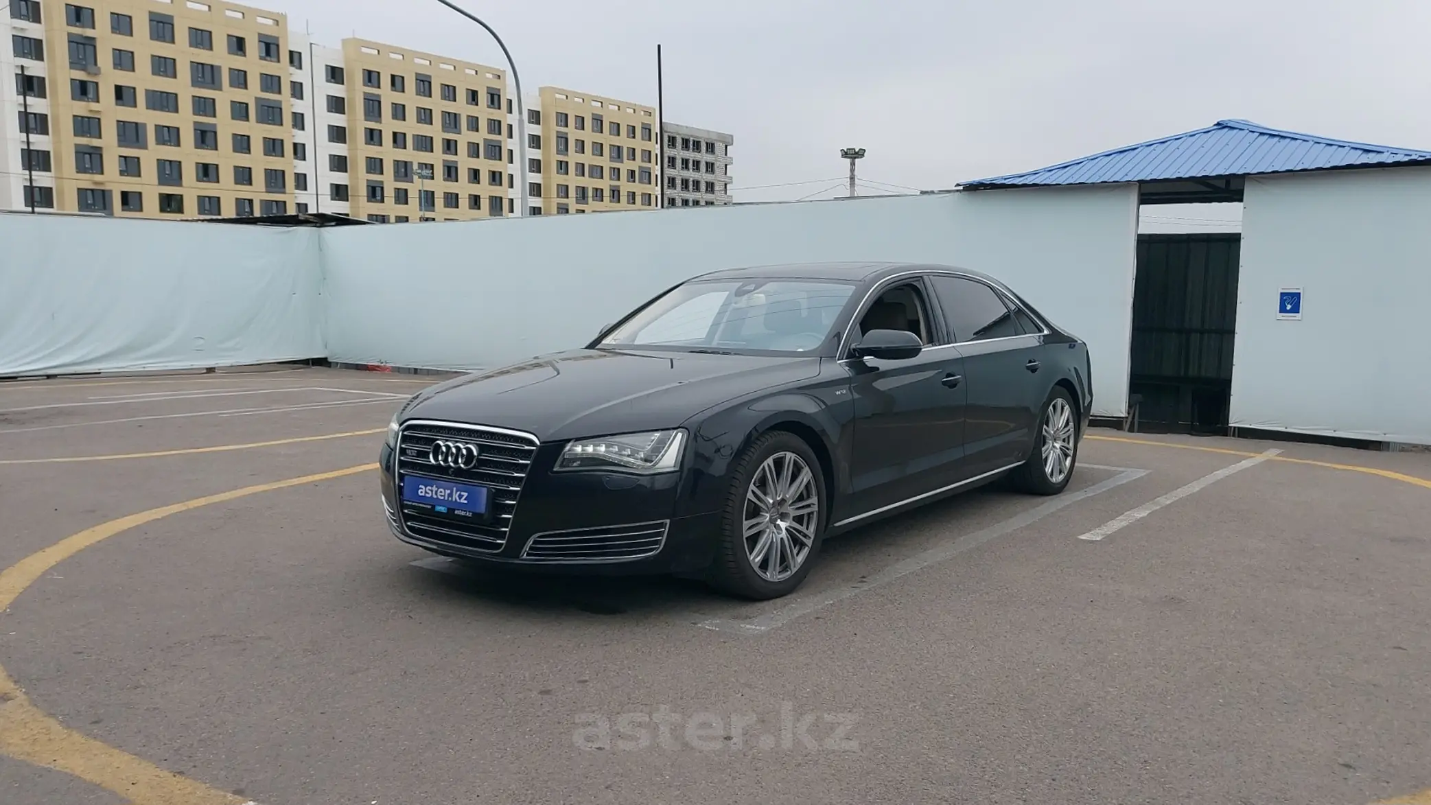 Audi A8 2012