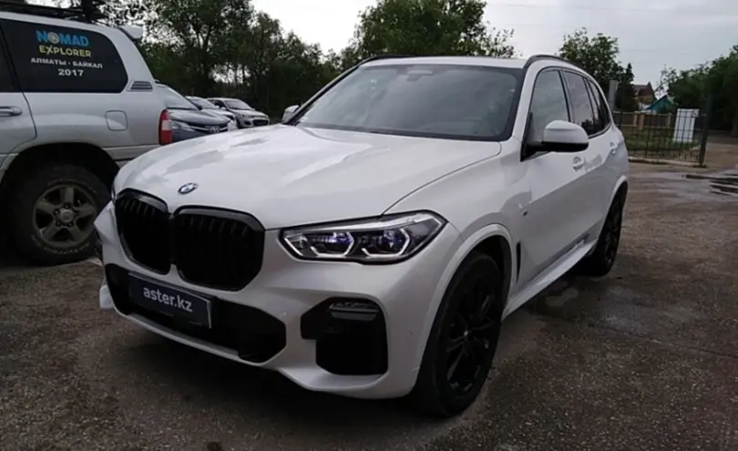 BMW X5 2022 года за 45 000 000 тг. в Актобе