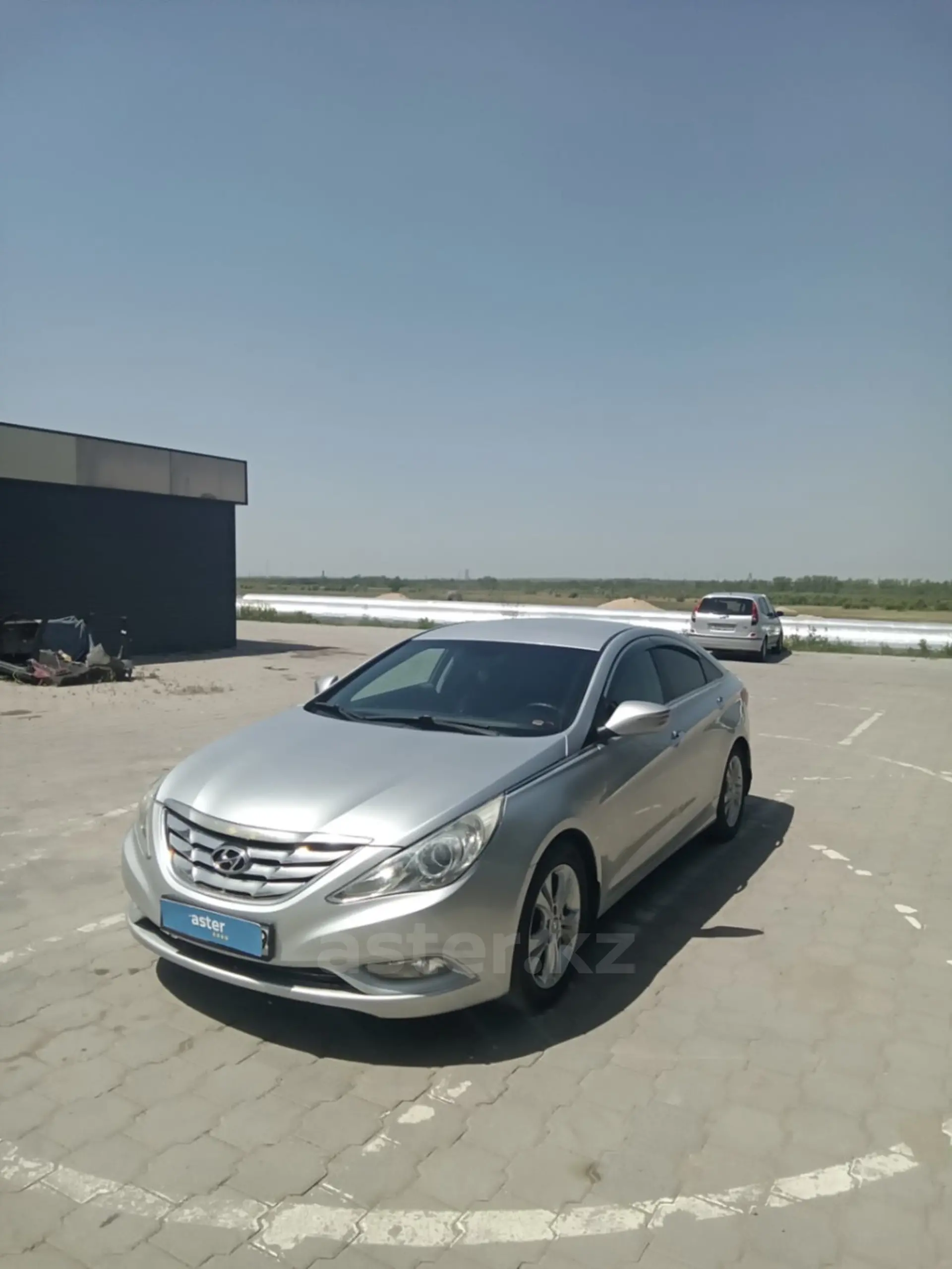 Hyundai Sonata 2011