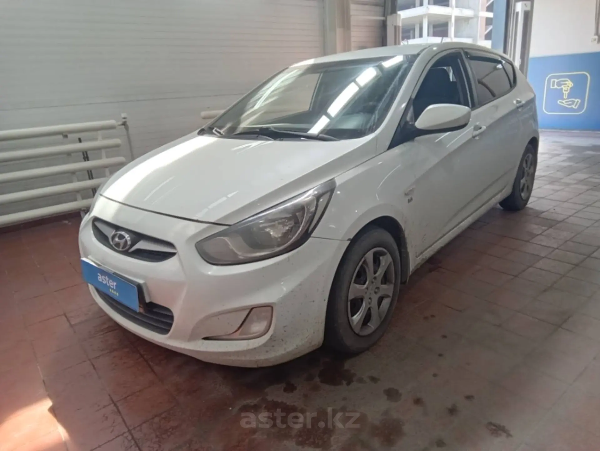 Hyundai Accent 2013