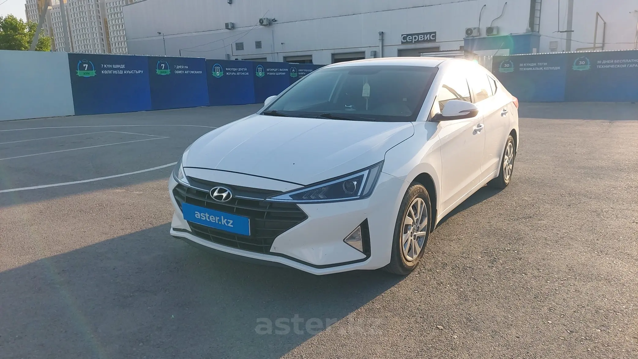 Hyundai Elantra 2019