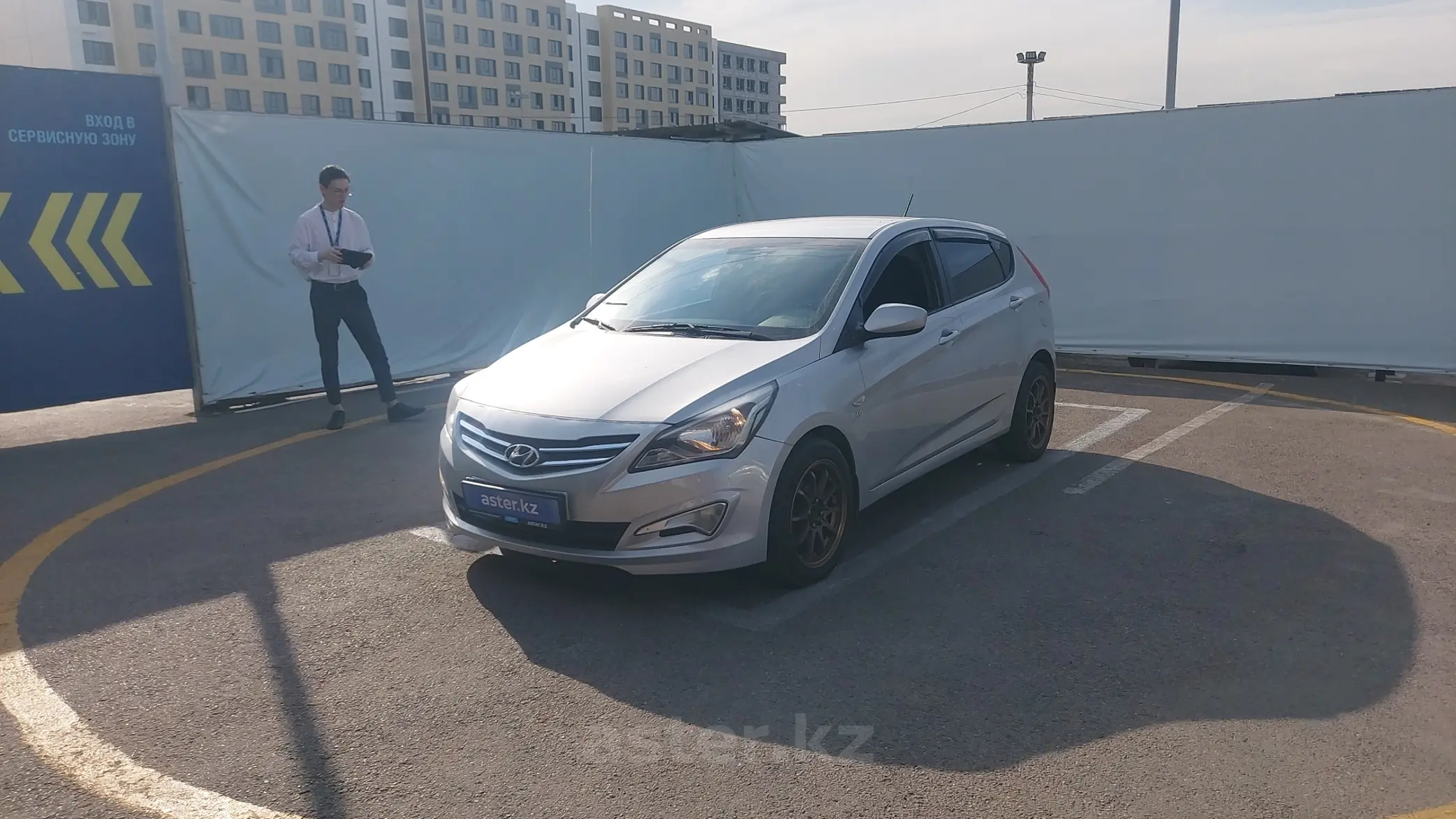 Hyundai Accent 2015