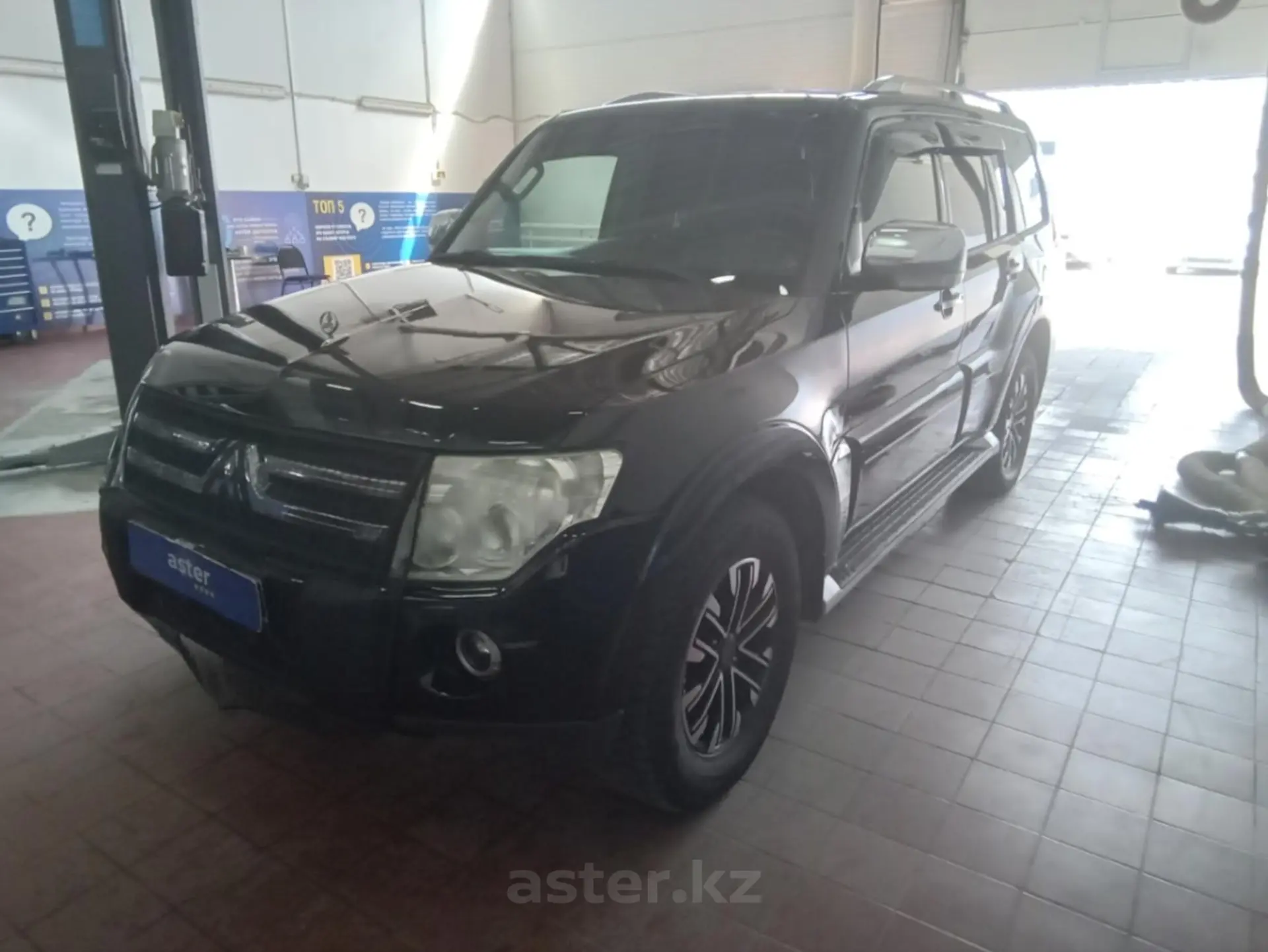 Mitsubishi Pajero 2007