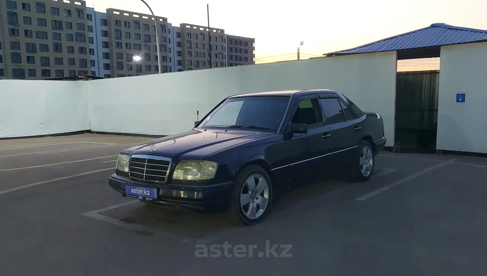 Mercedes-Benz E-Класс 1993