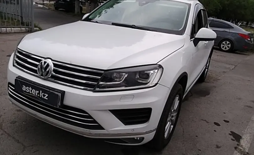 Volkswagen Touareg 2015 года за 13 000 000 тг. в Костанай