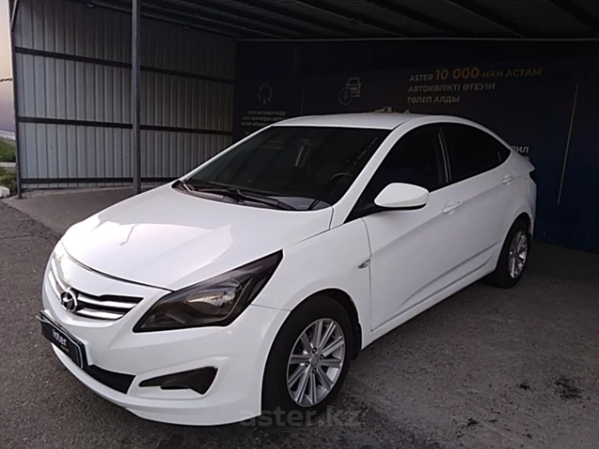 Hyundai Solaris 2015