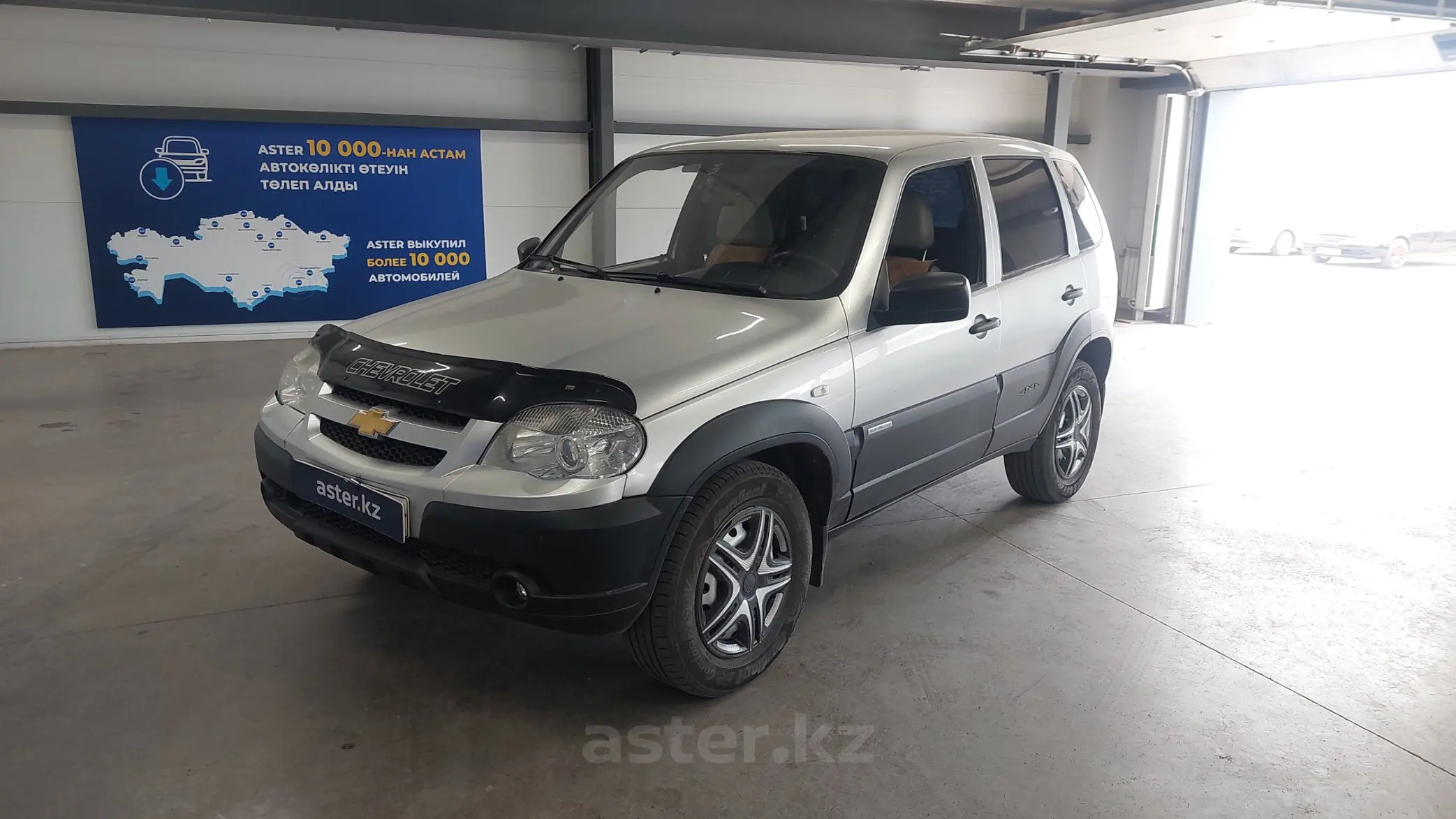 Chevrolet Niva 2012