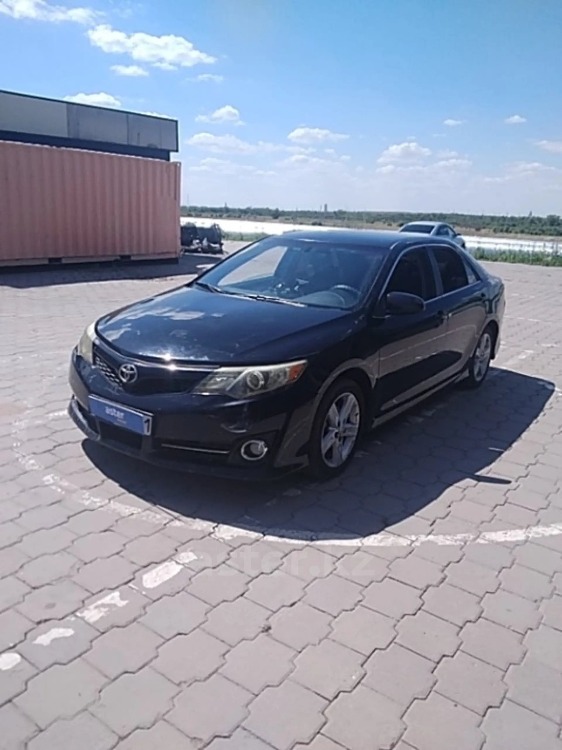 Toyota Camry 2014