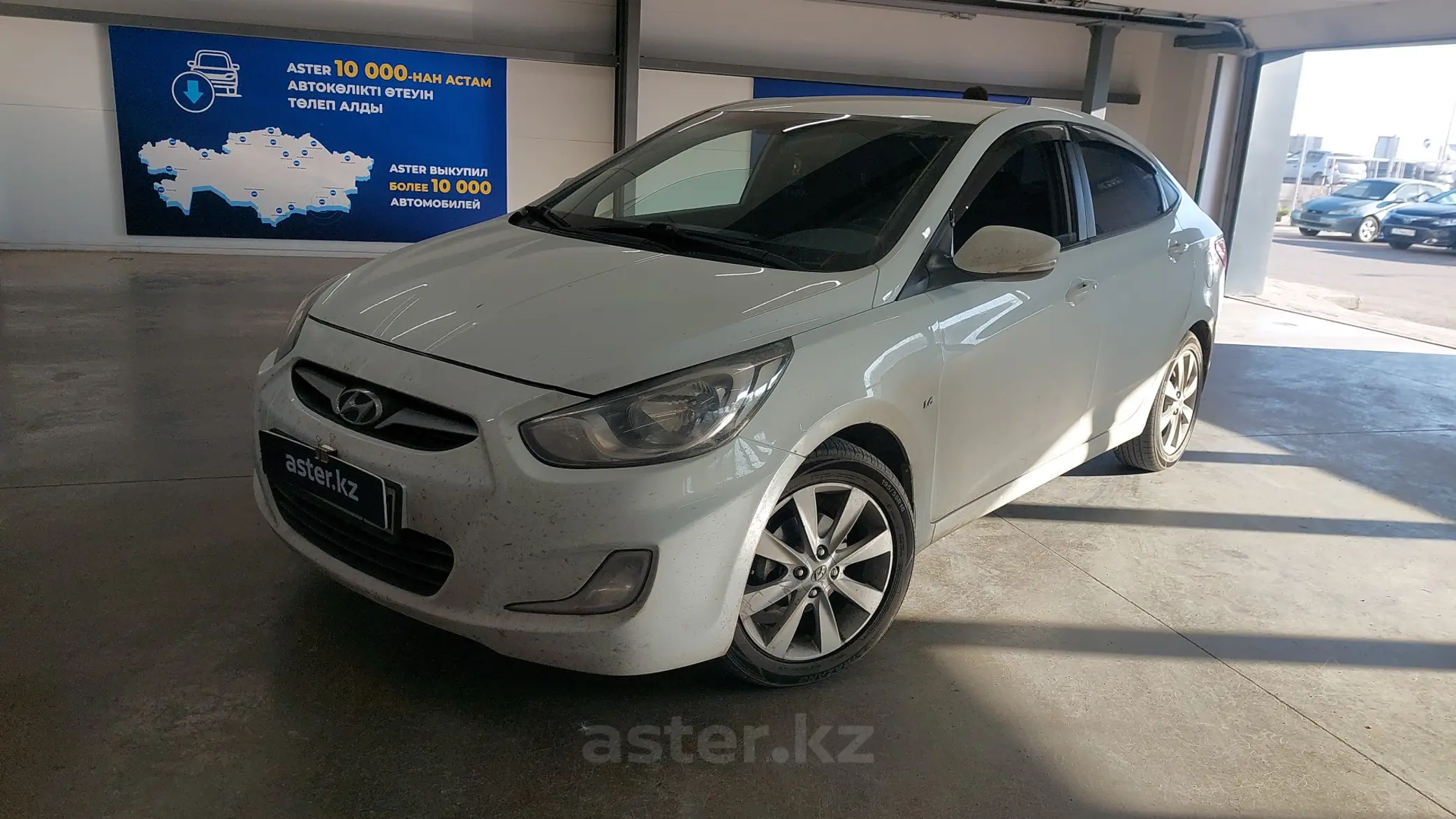 Hyundai Accent 2013