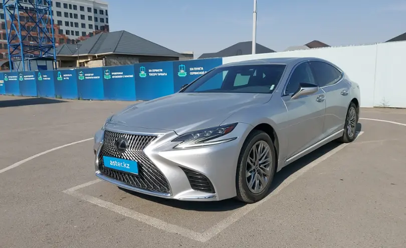 Lexus LS 2018 года за 35 000 000 тг. в Шымкент