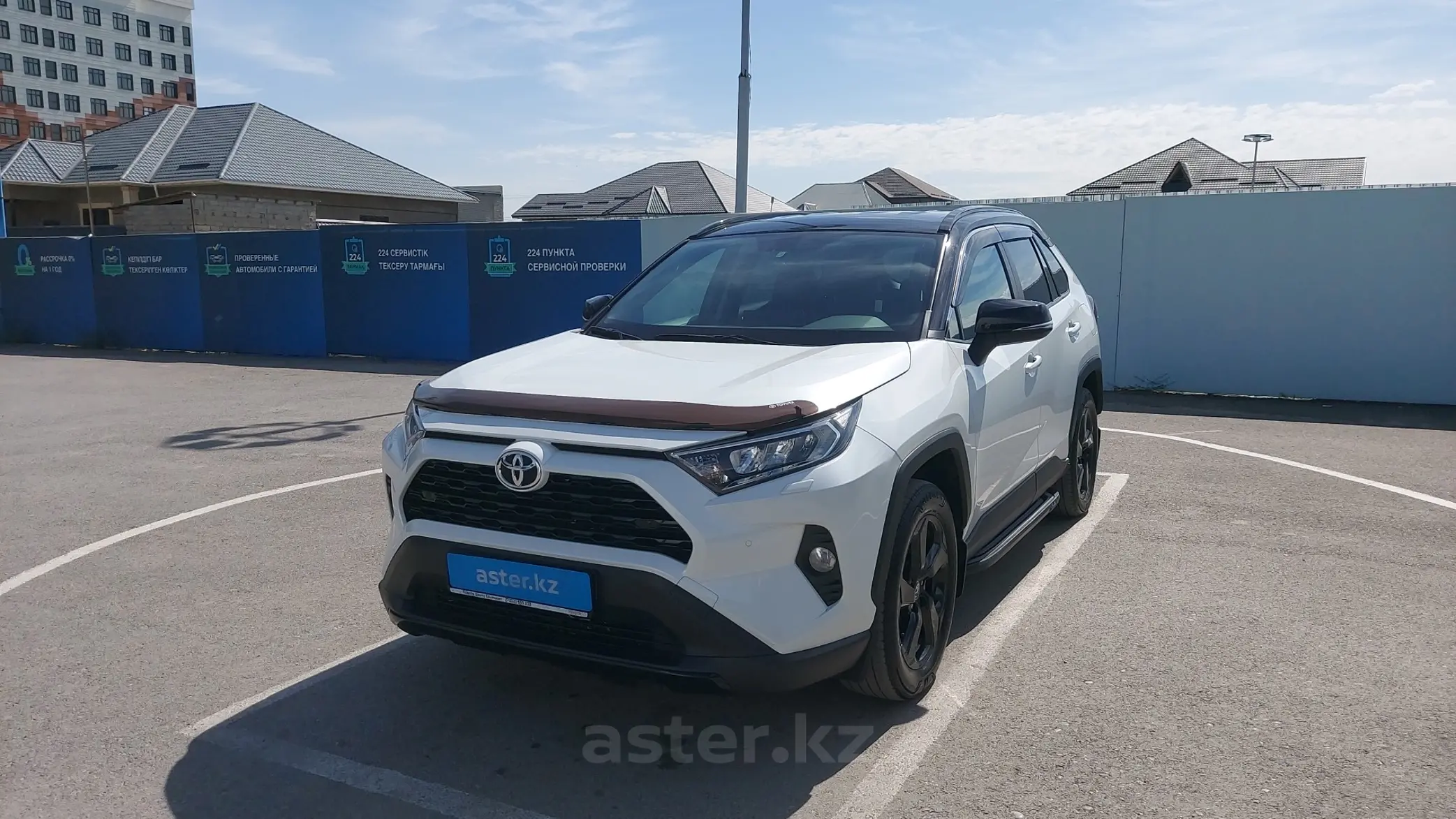 Toyota RAV4 2021