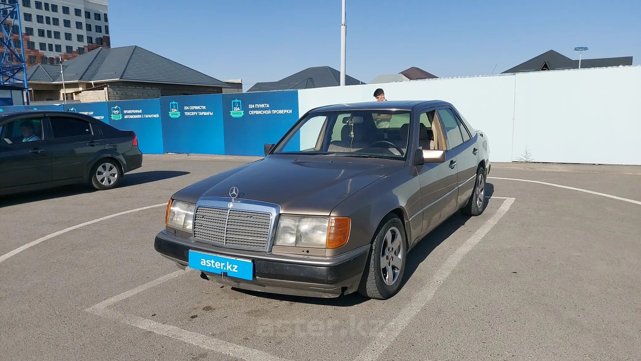 Mercedes-Benz W124 1989