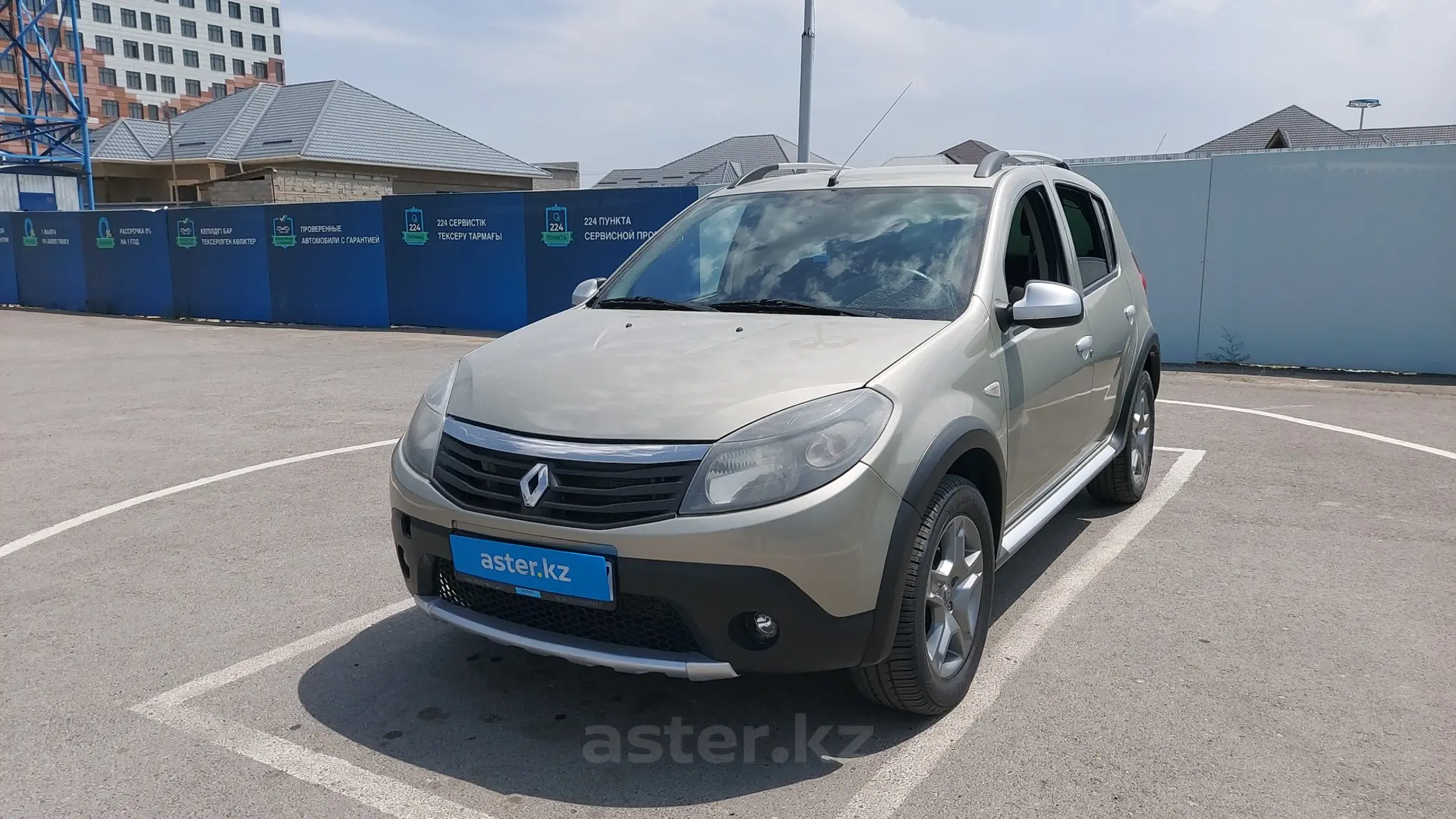 Renault Sandero 2014