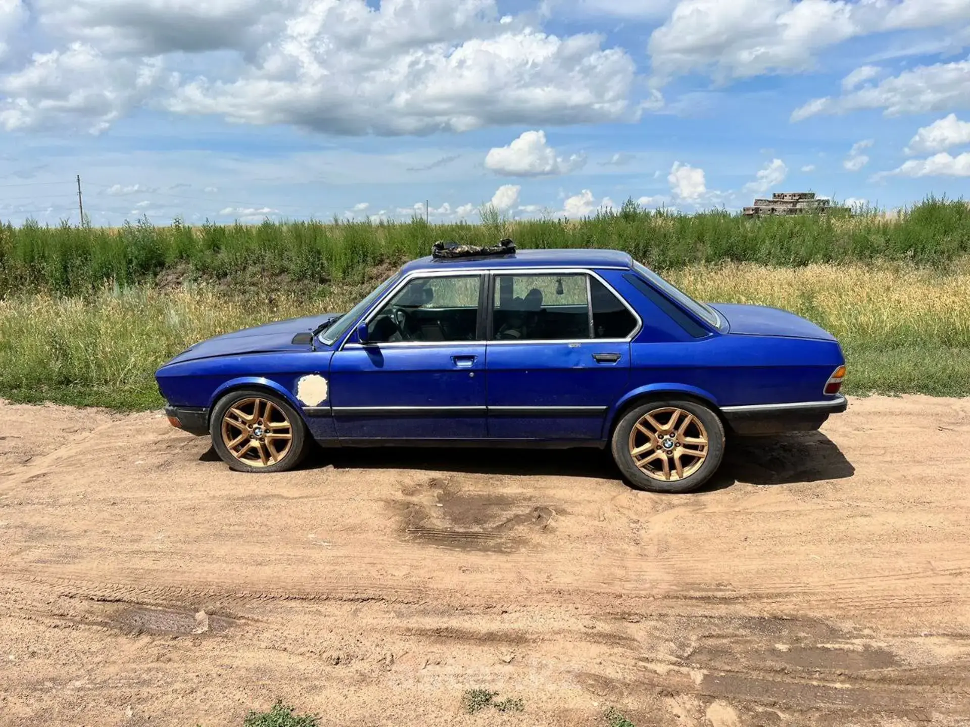 BMW 5 серии 1983