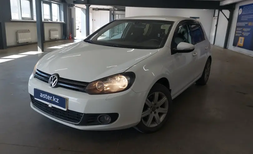 Volkswagen Golf 2011 года за 5 800 000 тг. в Астана