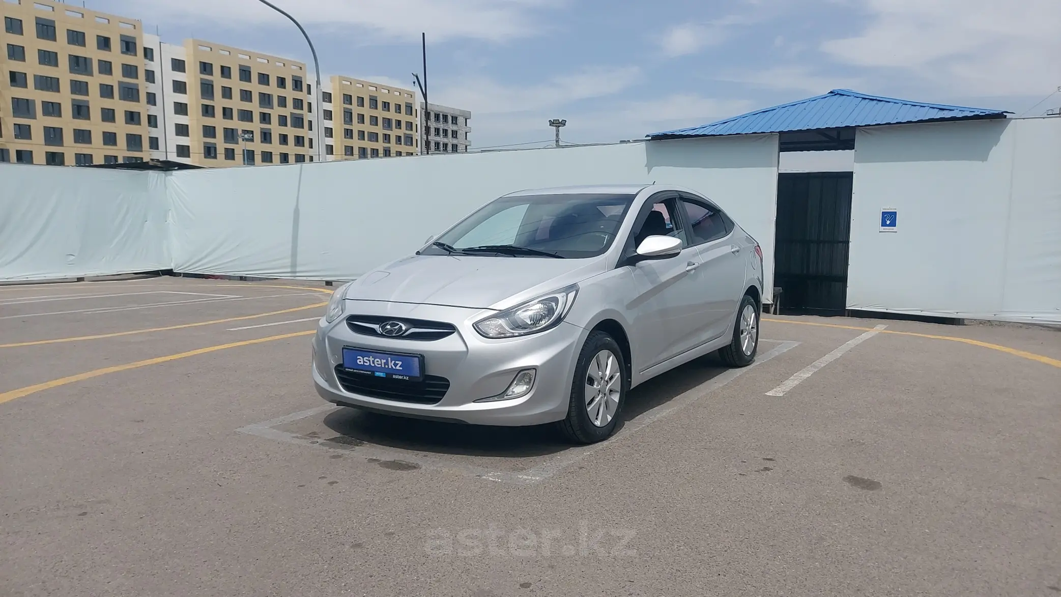 Hyundai Accent 2012