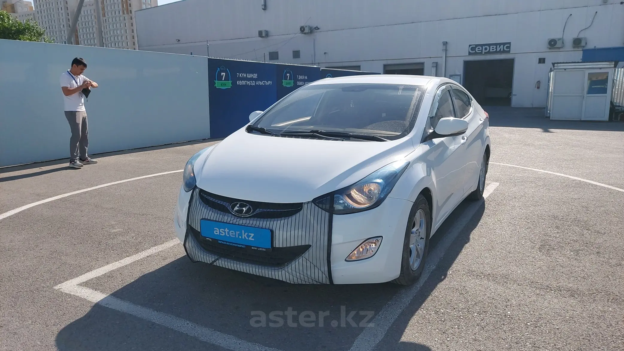 Hyundai Avante 2011