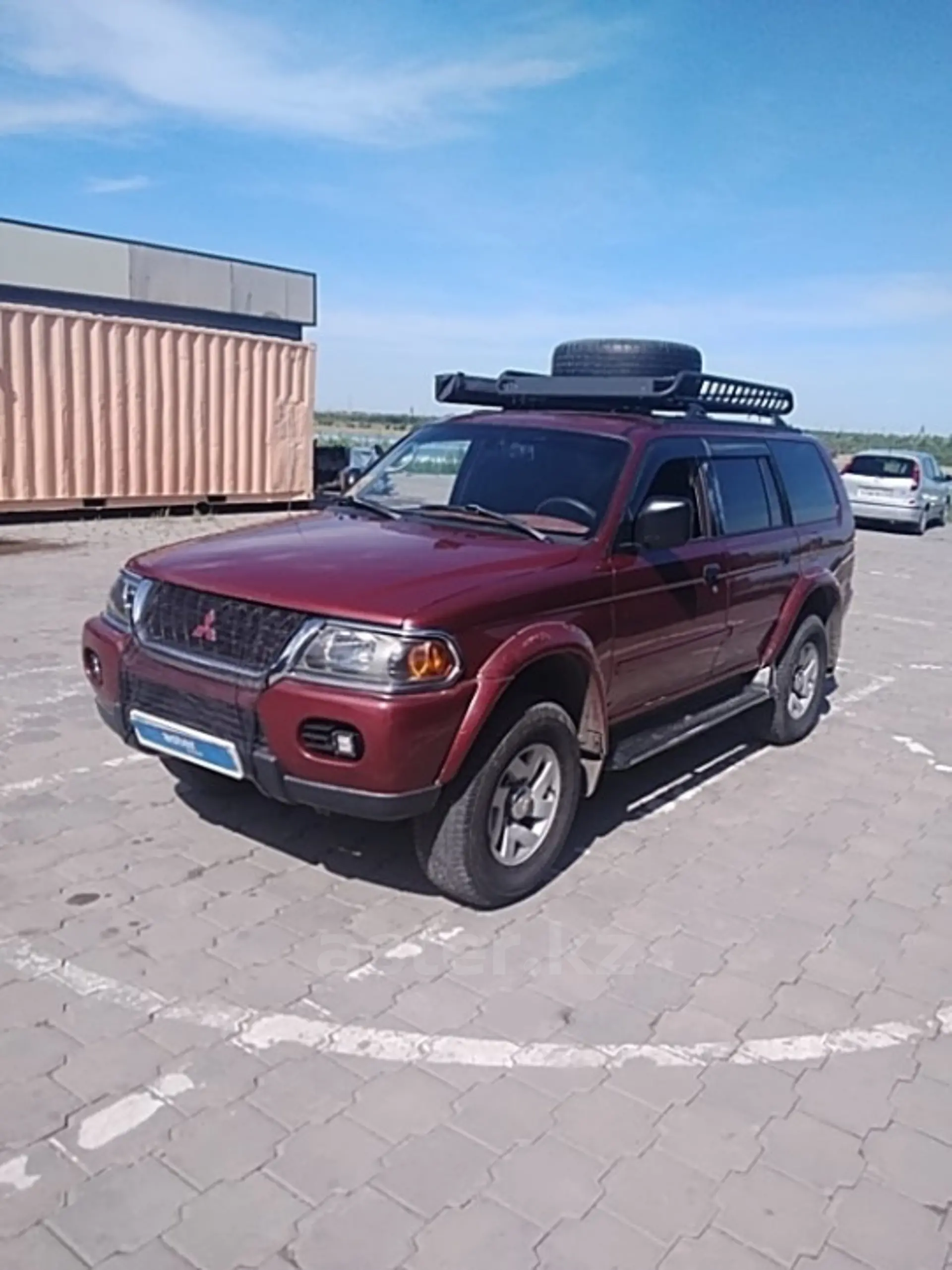 Mitsubishi Montero Sport 2000