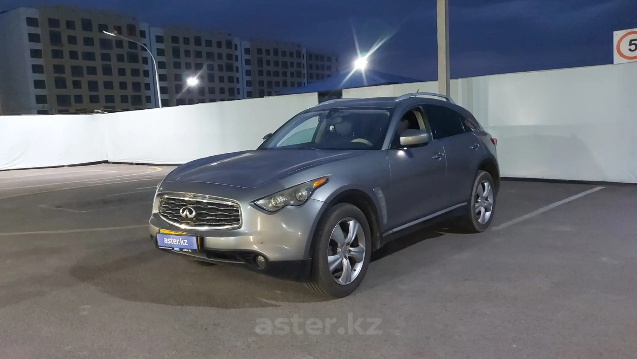 Infiniti FX 2008