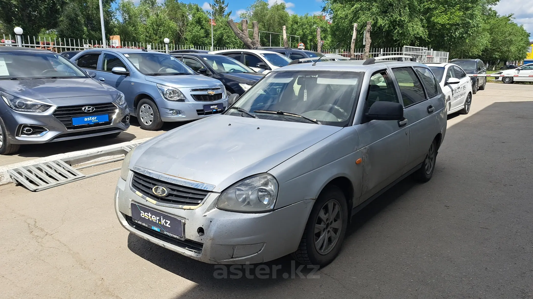 LADA (ВАЗ) Priora 2012