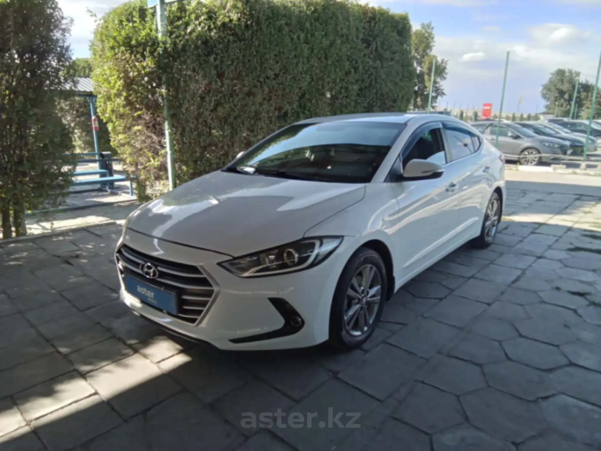 Hyundai Elantra 2017