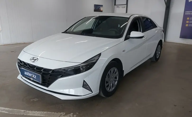 Hyundai Elantra 2021 года за 8 300 000 тг. в Астана