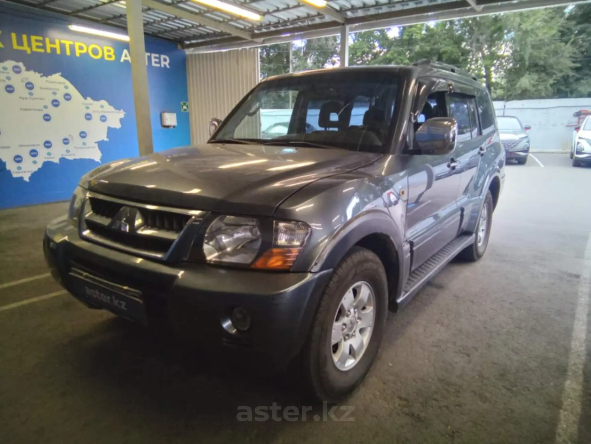 Mitsubishi Pajero 2006