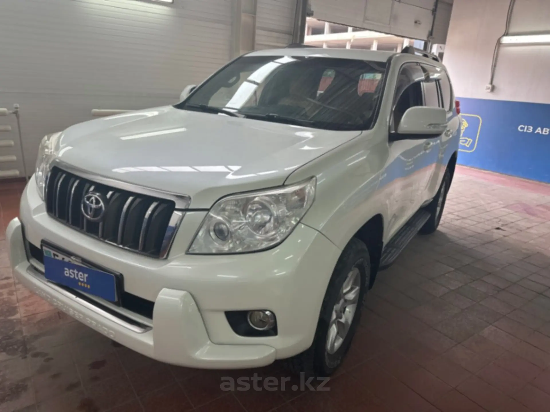 Toyota Land Cruiser Prado 2009