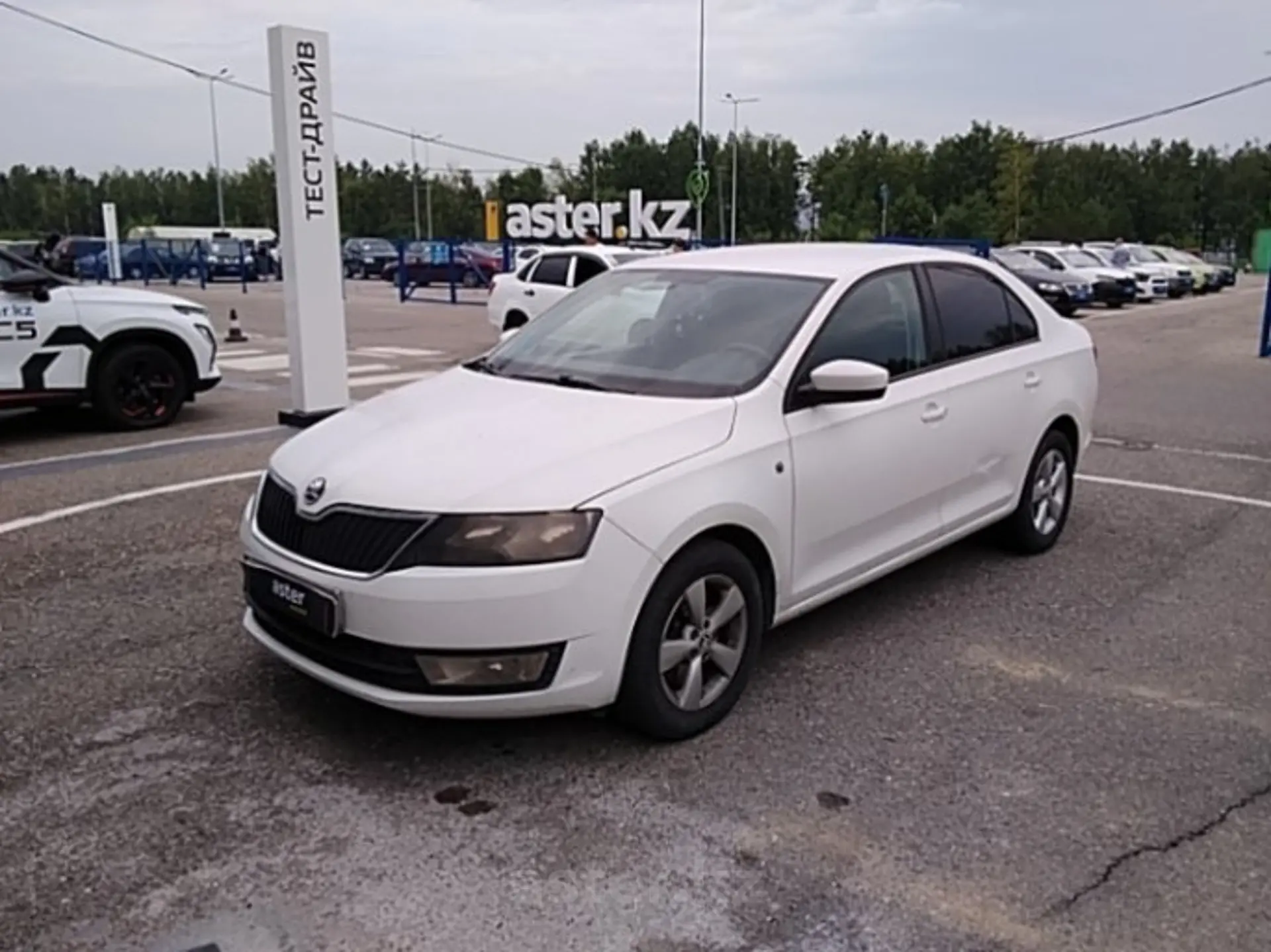 Skoda Rapid 2015