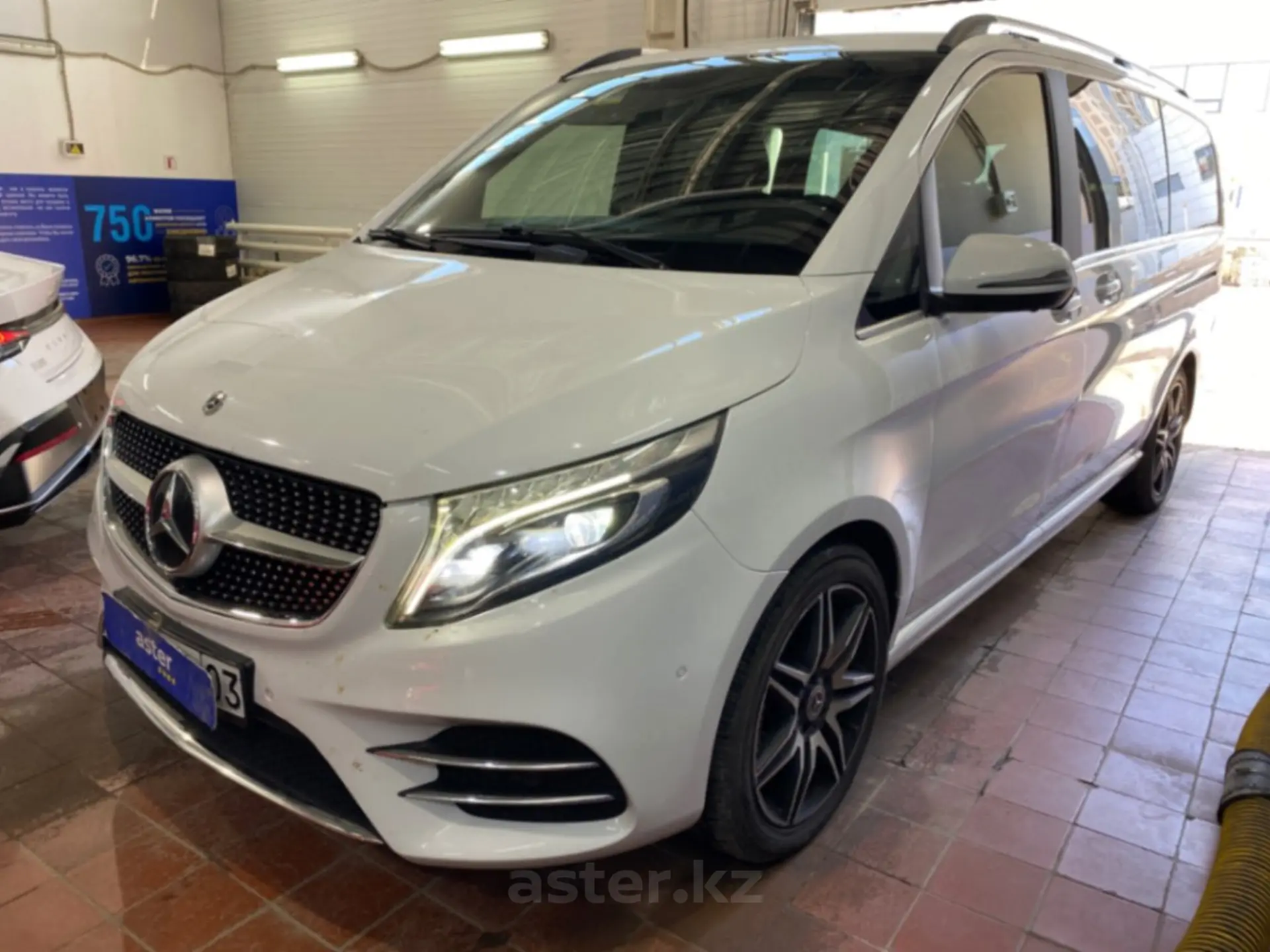 Mercedes-Benz V-Класс 2019