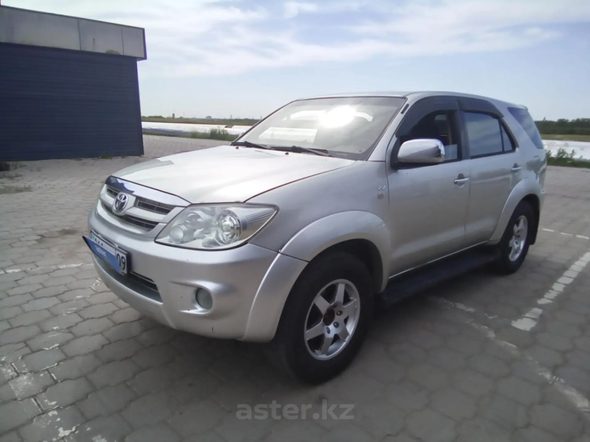 Toyota Fortuner 2006