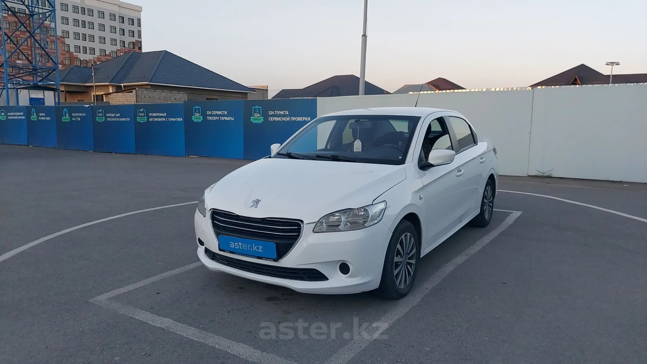 Peugeot 301 2013