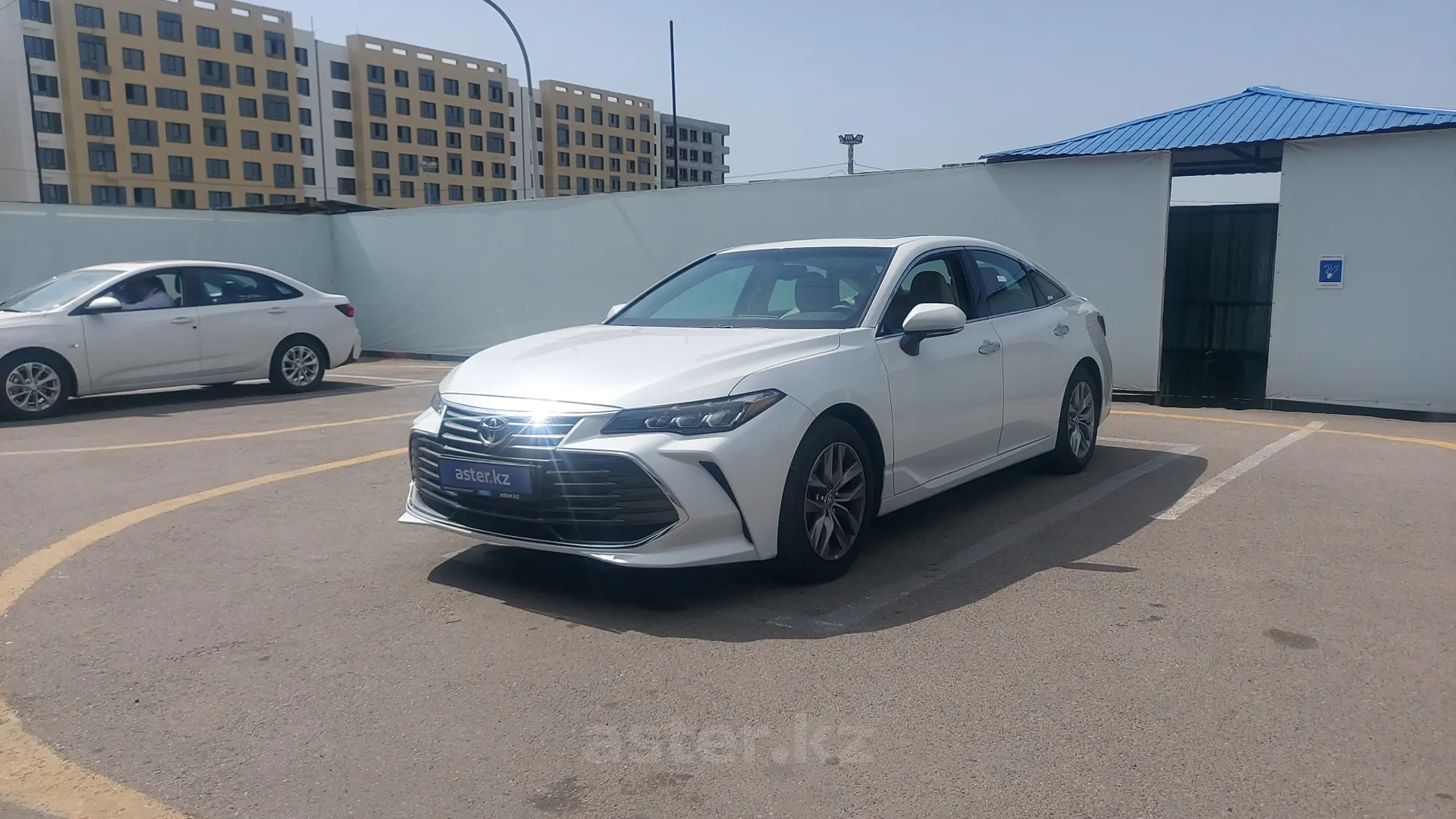 Toyota Avalon 2022