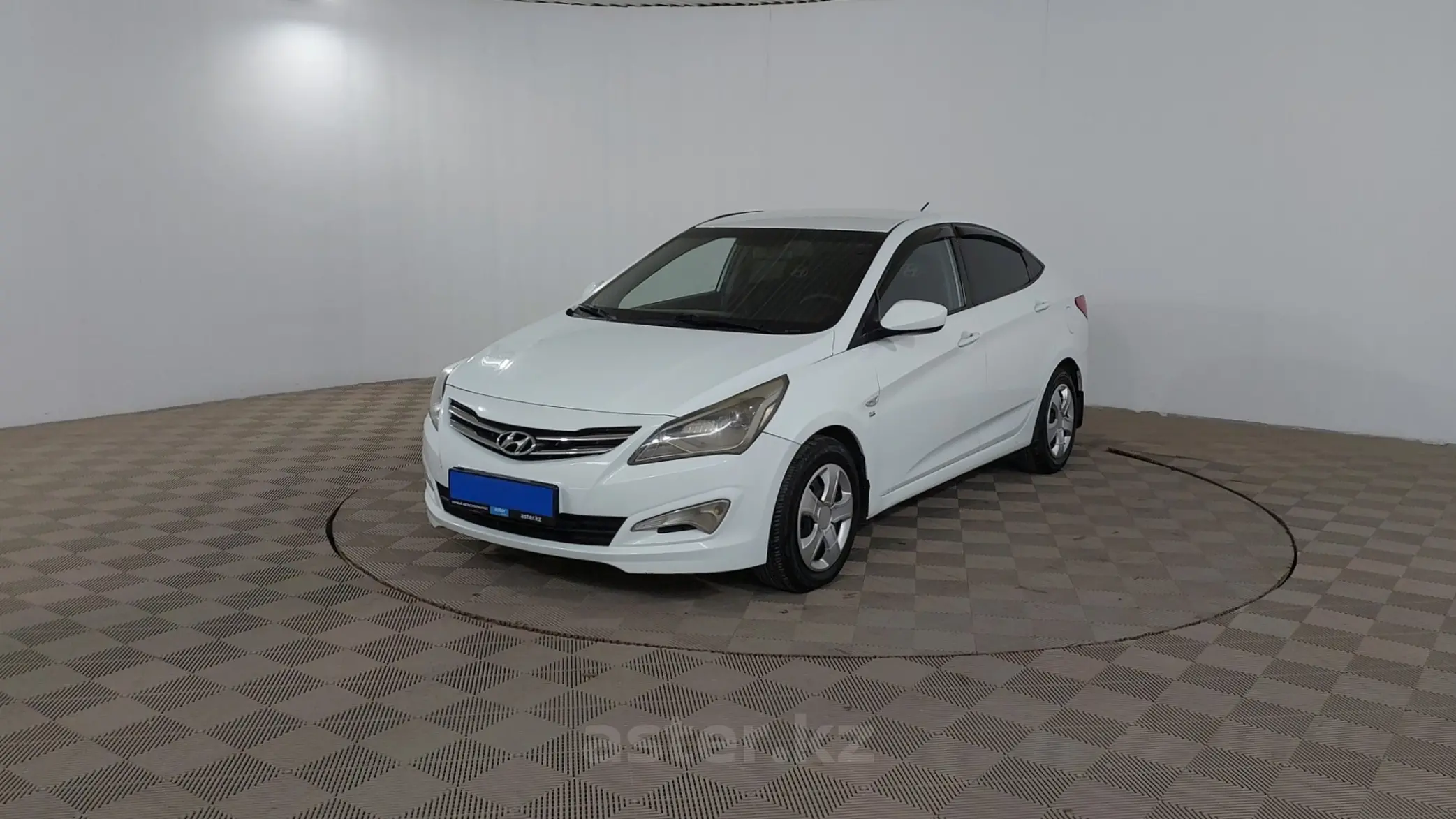 Hyundai Solaris 2014