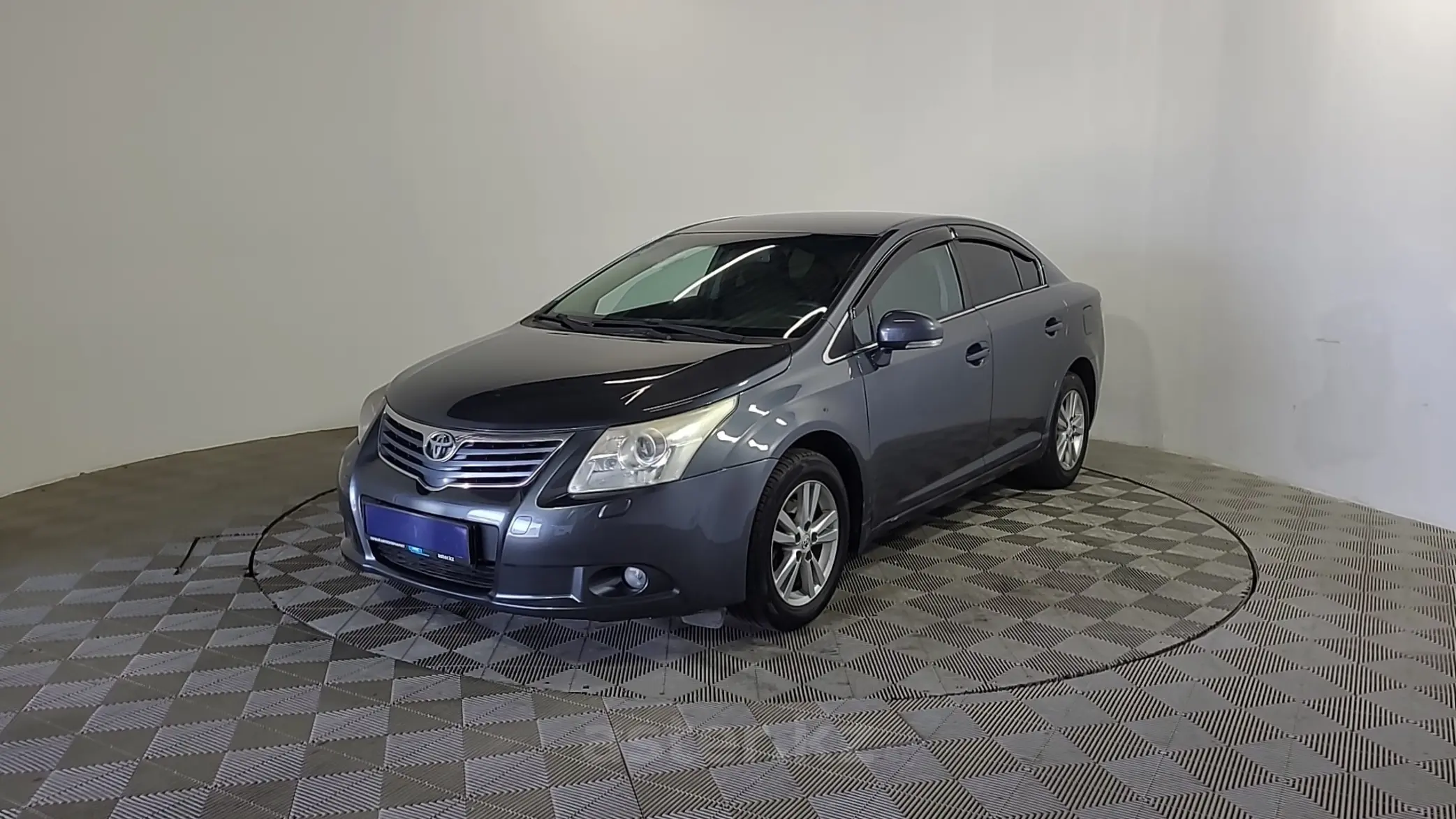 Toyota Avensis 2010