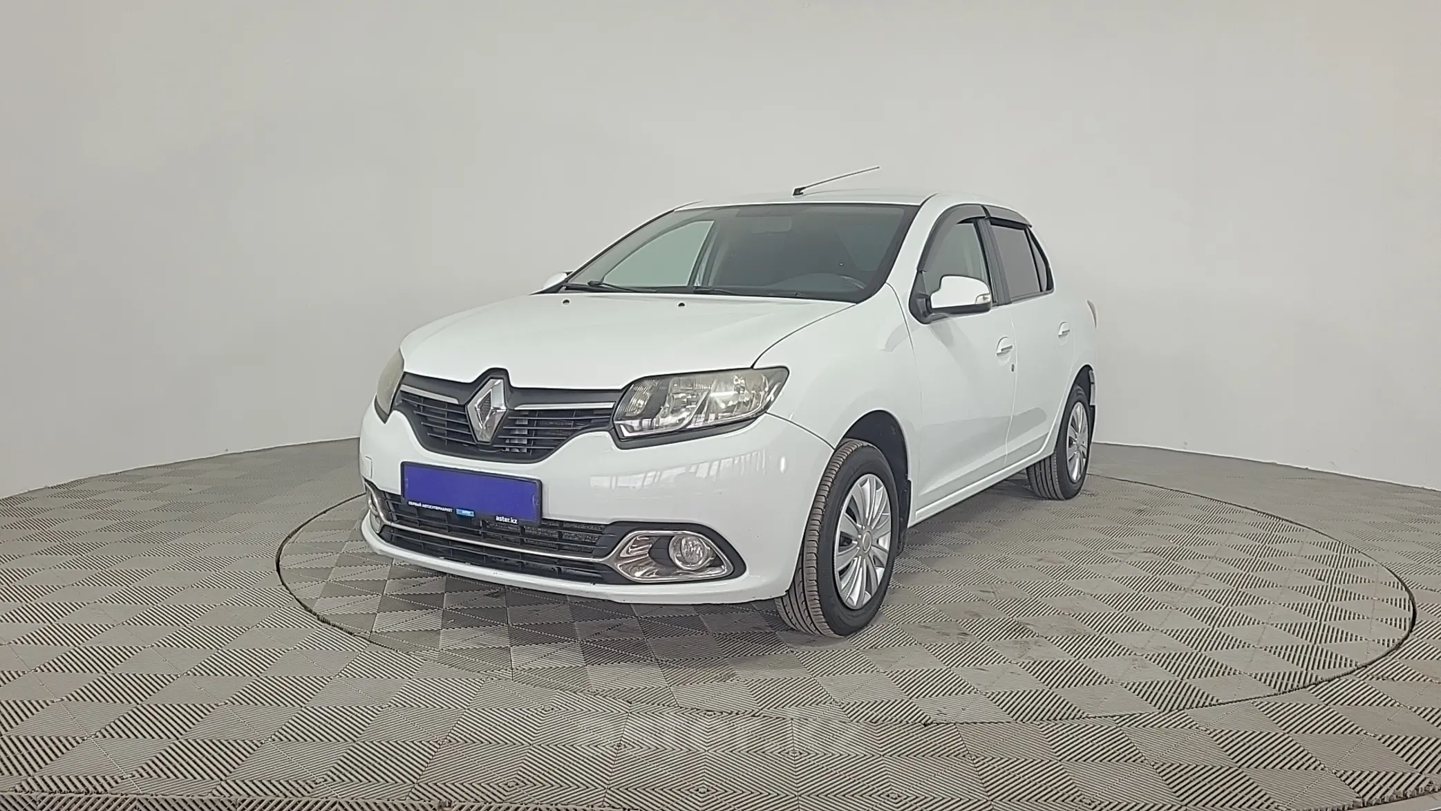 Renault Logan 2017