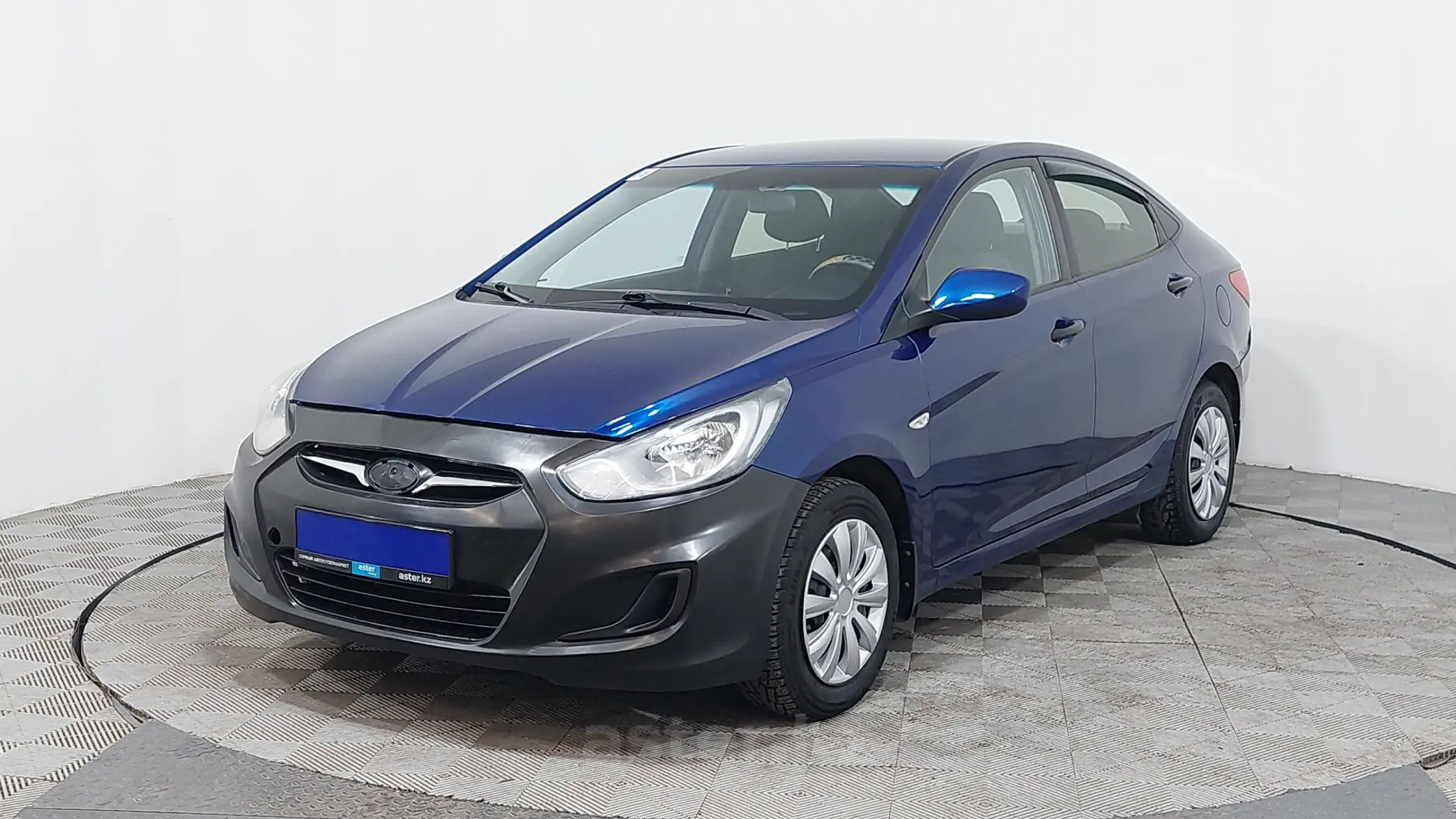 Hyundai Accent 2013