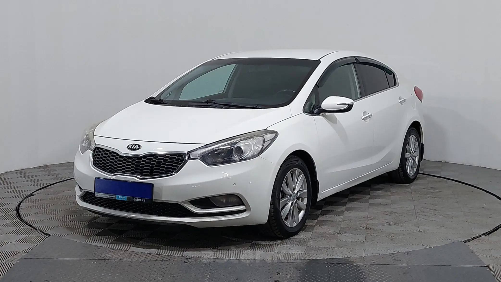 Kia Cerato 2013