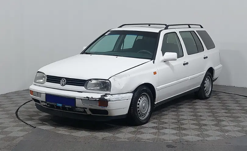 Volkswagen Golf 1995 года за 870 000 тг. в Астана