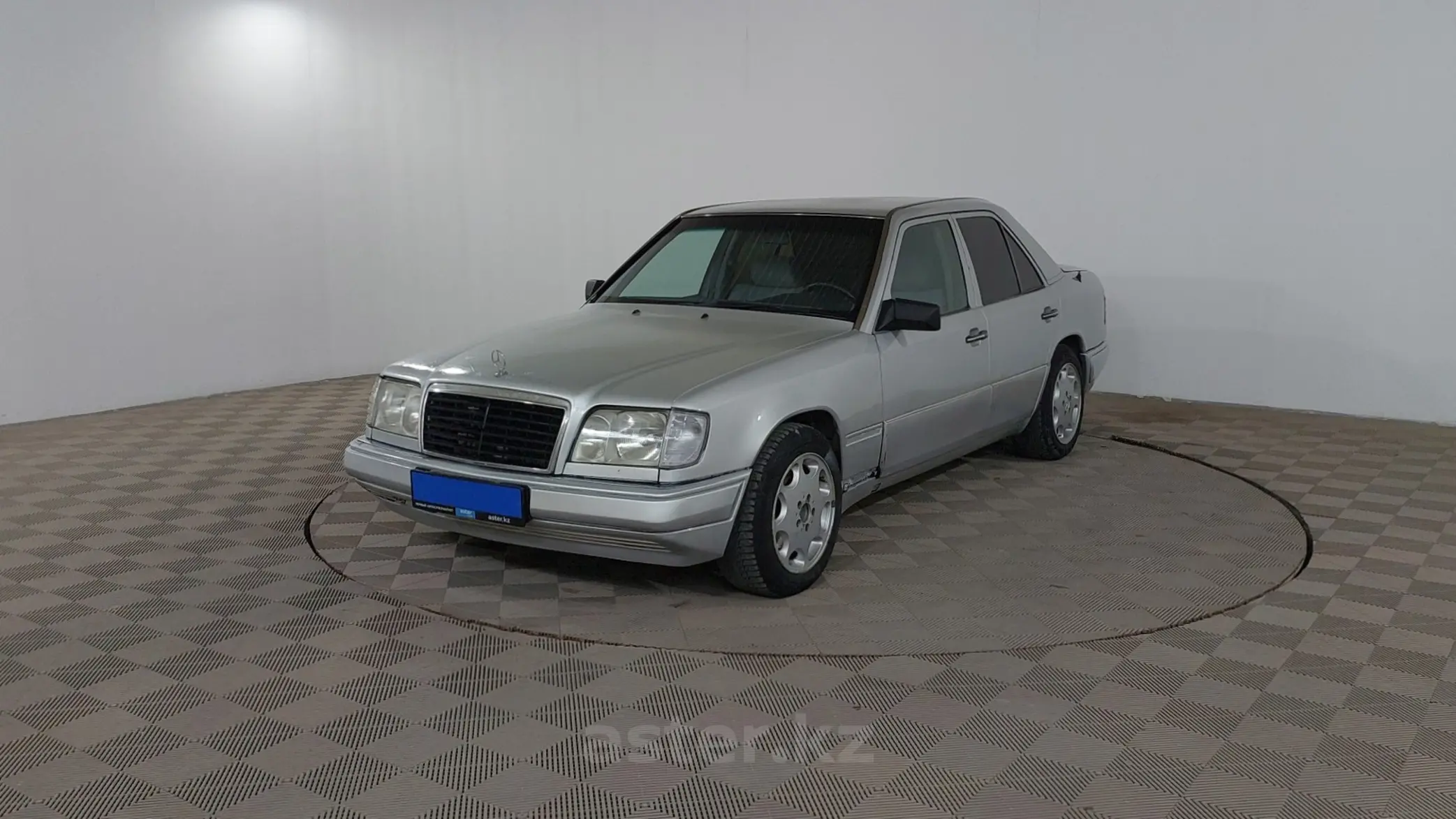 Mercedes-Benz E-Класс 1995