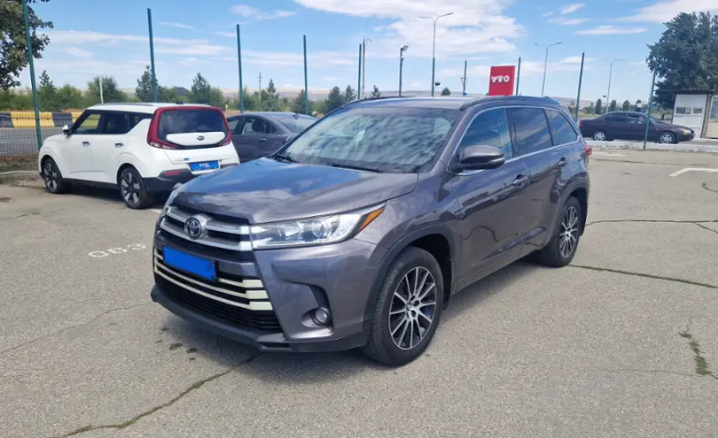 Toyota Highlander 2018 года за 13 100 000 тг. в Талдыкорган