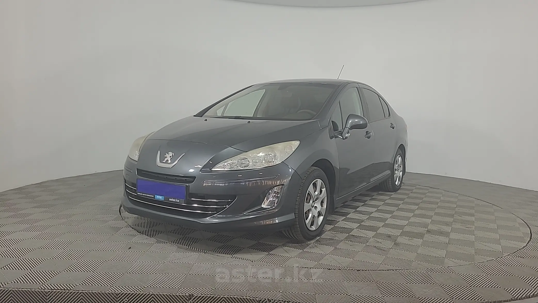 Peugeot 408 2013